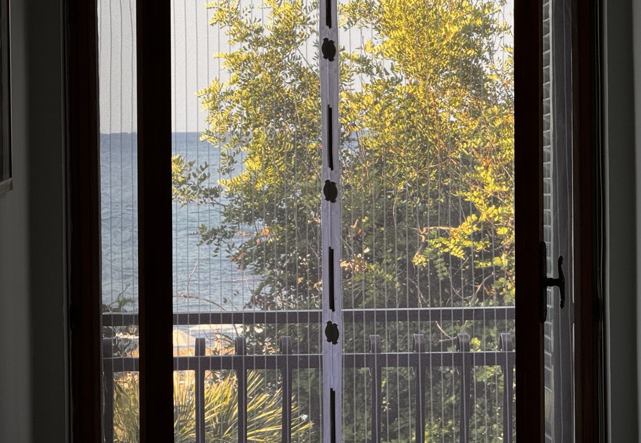 Apartment in Sperlonga - Casa vista mare sul mare 