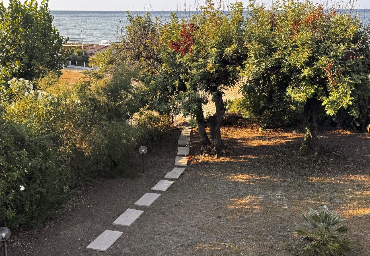 Apartment in Sperlonga - Casa vista mare sul mare 