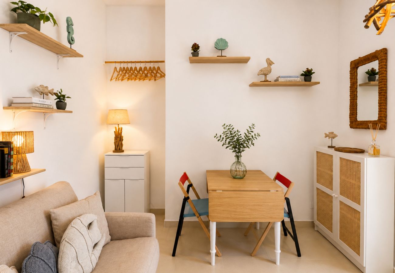 Apartment in Sperlonga - Simple. Stylish. Close to the sea.
