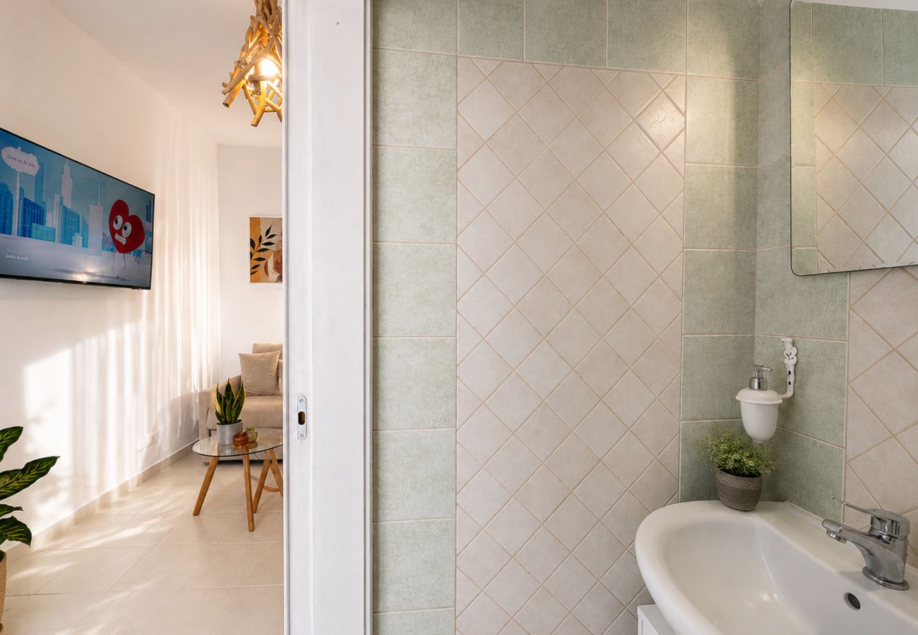 Apartment in Sperlonga - Simple. Stylish. Close to the sea.